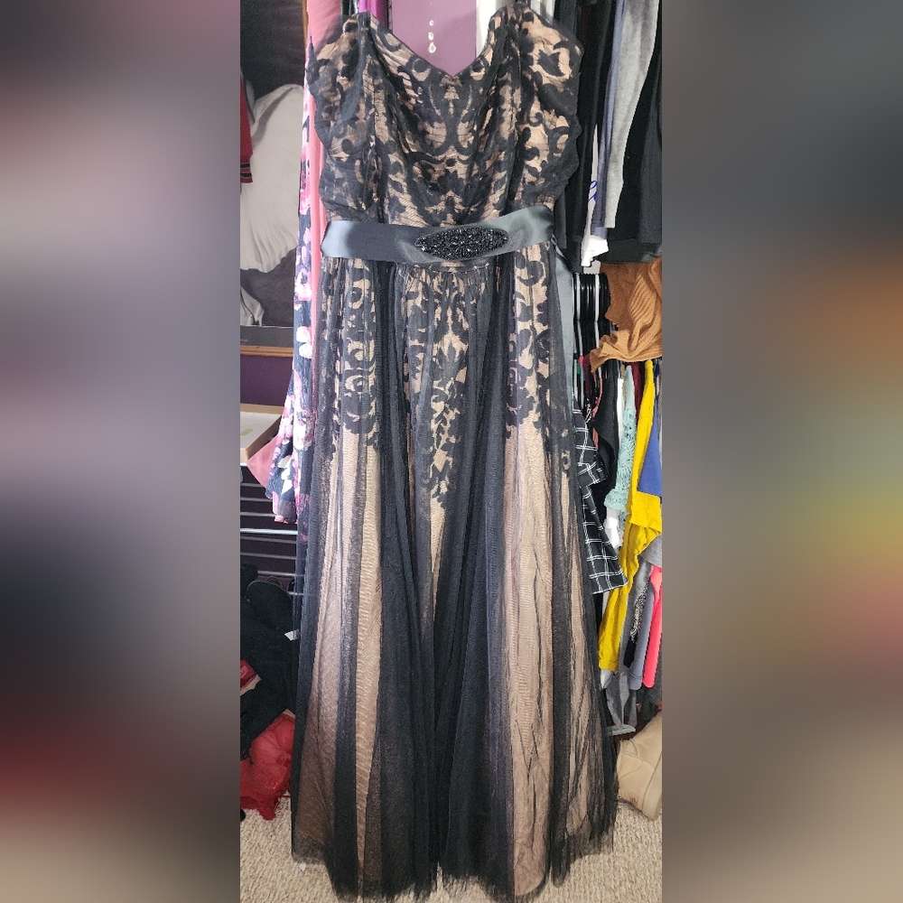 Prom/Bridesmaid gown by City Chic